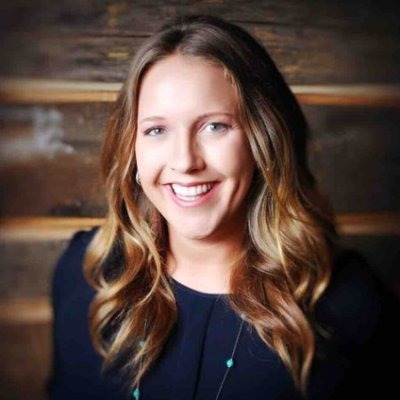 Amy McIlwain Photo Headshot